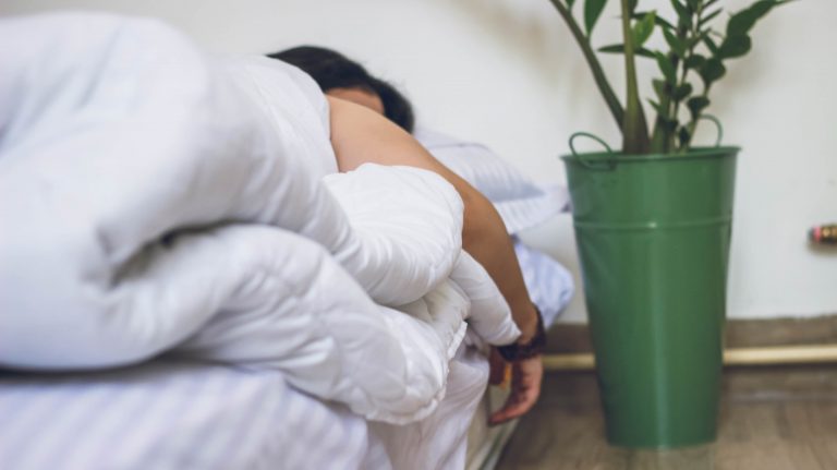 How to prevent oversleeping before an exam